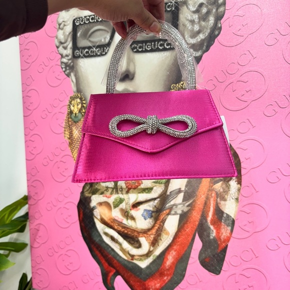 Chic Pink Mini Bag with Gold Bow - Picture 6 of 8